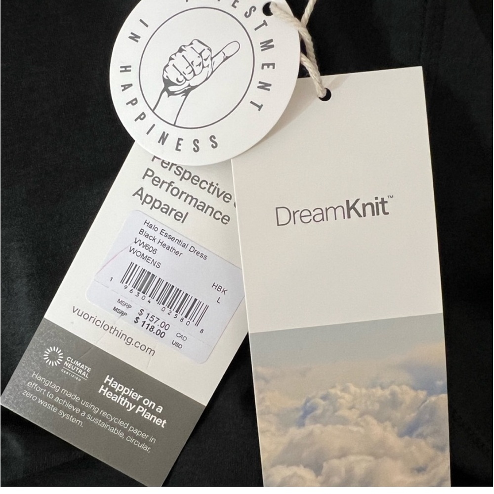 Vuori Halo Essential Dress
Women's DreamKnit Dress HEATHERED BLACK SIZE LARGE - Picture 10 of 13
